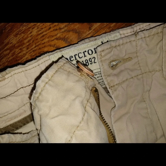Abercrombie Fitch RN75654 heavyweight tan cargo shorts size 16 with draw strings - Picture 4 of 6
